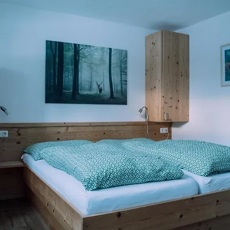 Konukevi Haus Renswouw 3*